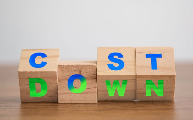 5 ways how using AI based CRM can contribute to your cost reduction